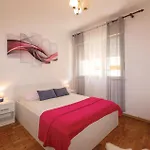 Nice apartment in Zadar w/ Outdoor swimming pool, Outdoor swimming pool&2 Bedrooms